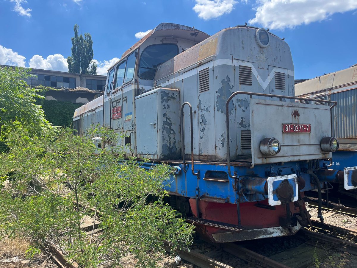 Locomotiva 8102717 - LOCOMOTIVA -DHC 1250 CP (01.01.1973) 1