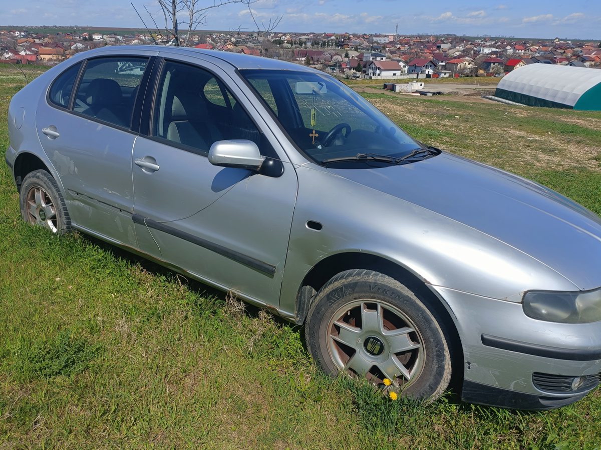 Autoturism M1 SEAT marca LEON 1