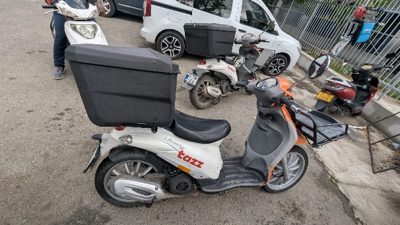 Scuter marca PIAGGIO LIBERTY CORPORATE MA6 01 1