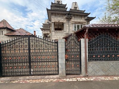 Casa si teren
