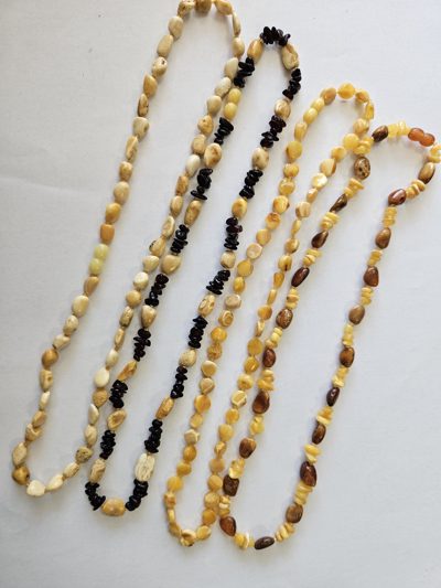 Sirag chihlimbar slefuit Lot 64