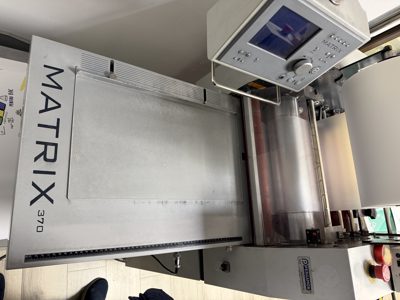 Masina de laminat Vivid Martix 370P