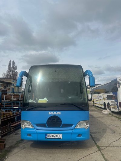 Autobuz marca MAN DYPARRO 95T TGL 12.210 4X2 culoare ALBASTRU