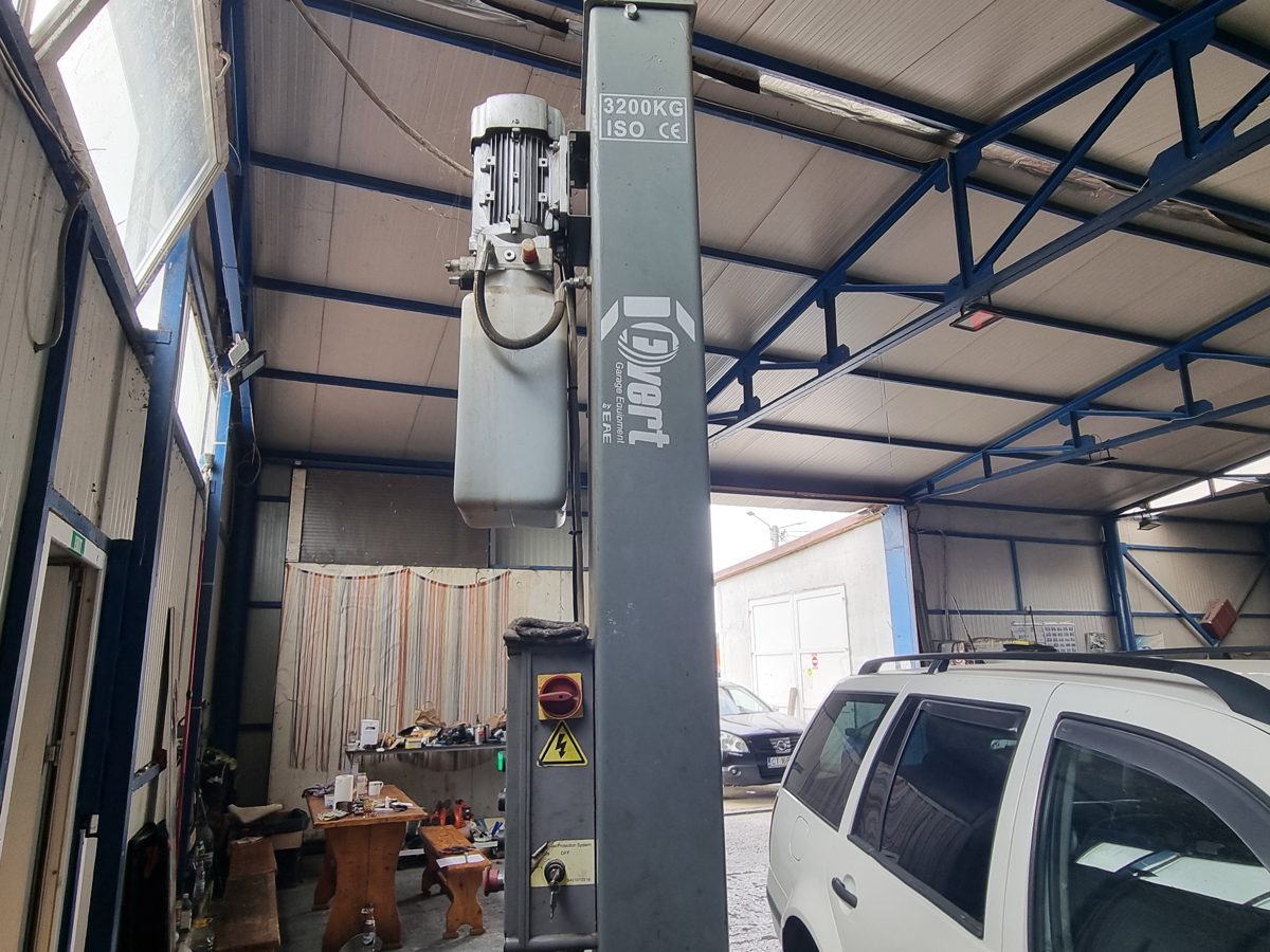 Elevator 2 coloane electro-hidraulic EVERT6253M 1