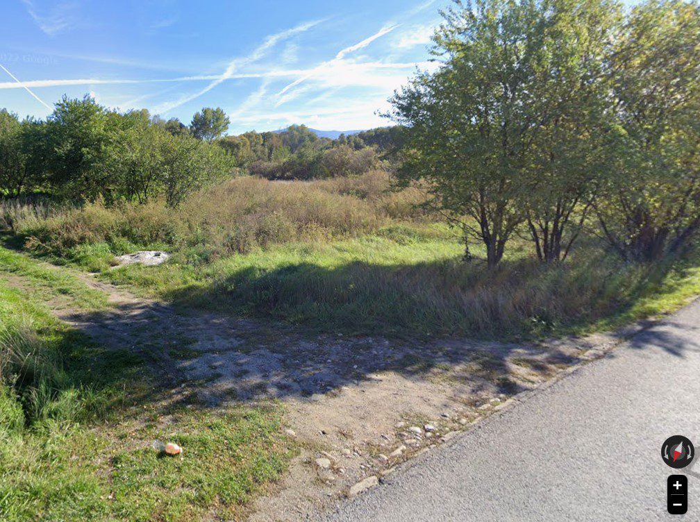 Faneata - in suprafata de 2000 MP 1