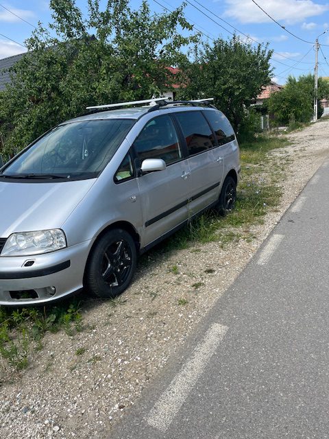 Autoturism marca SEAT model Alhambra culoare Gri 1