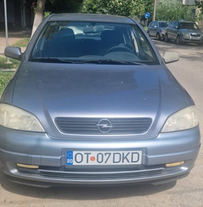 Autoturism marca Opel model Astra