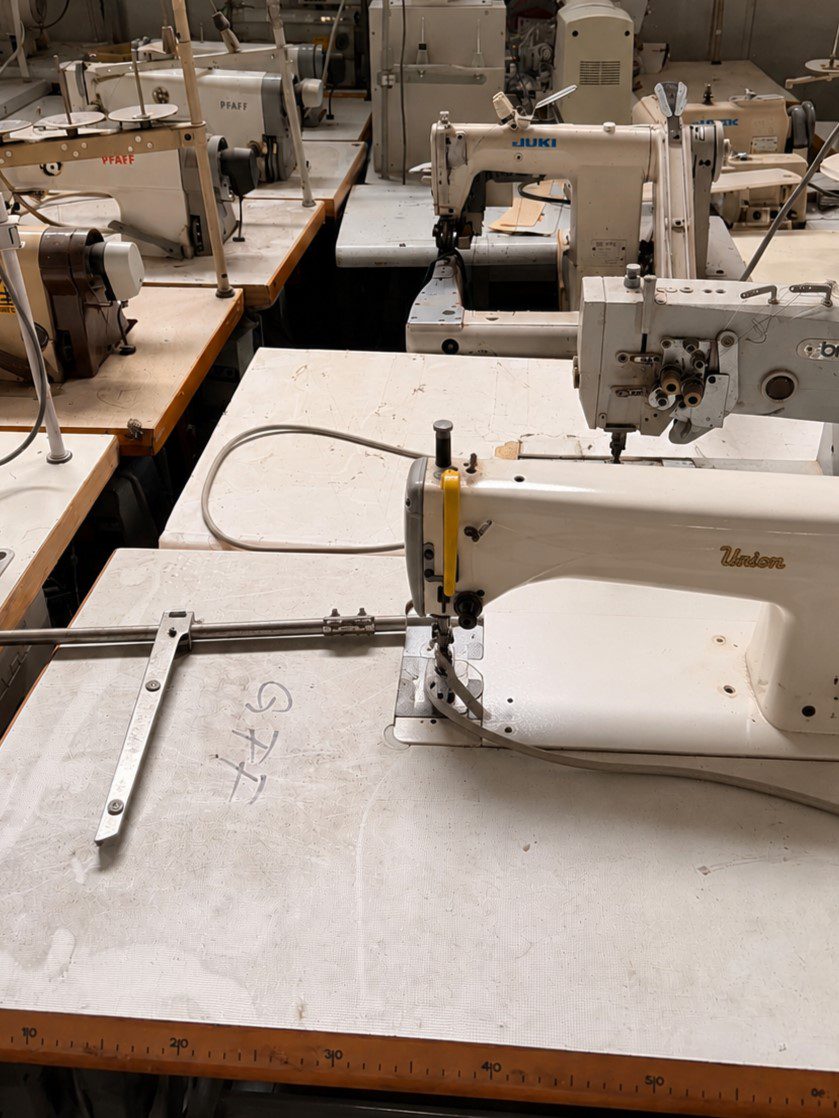 masina de cusut mod UNION 1