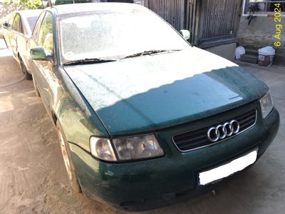 Autoturism marca Audi model A3 culoare Verde