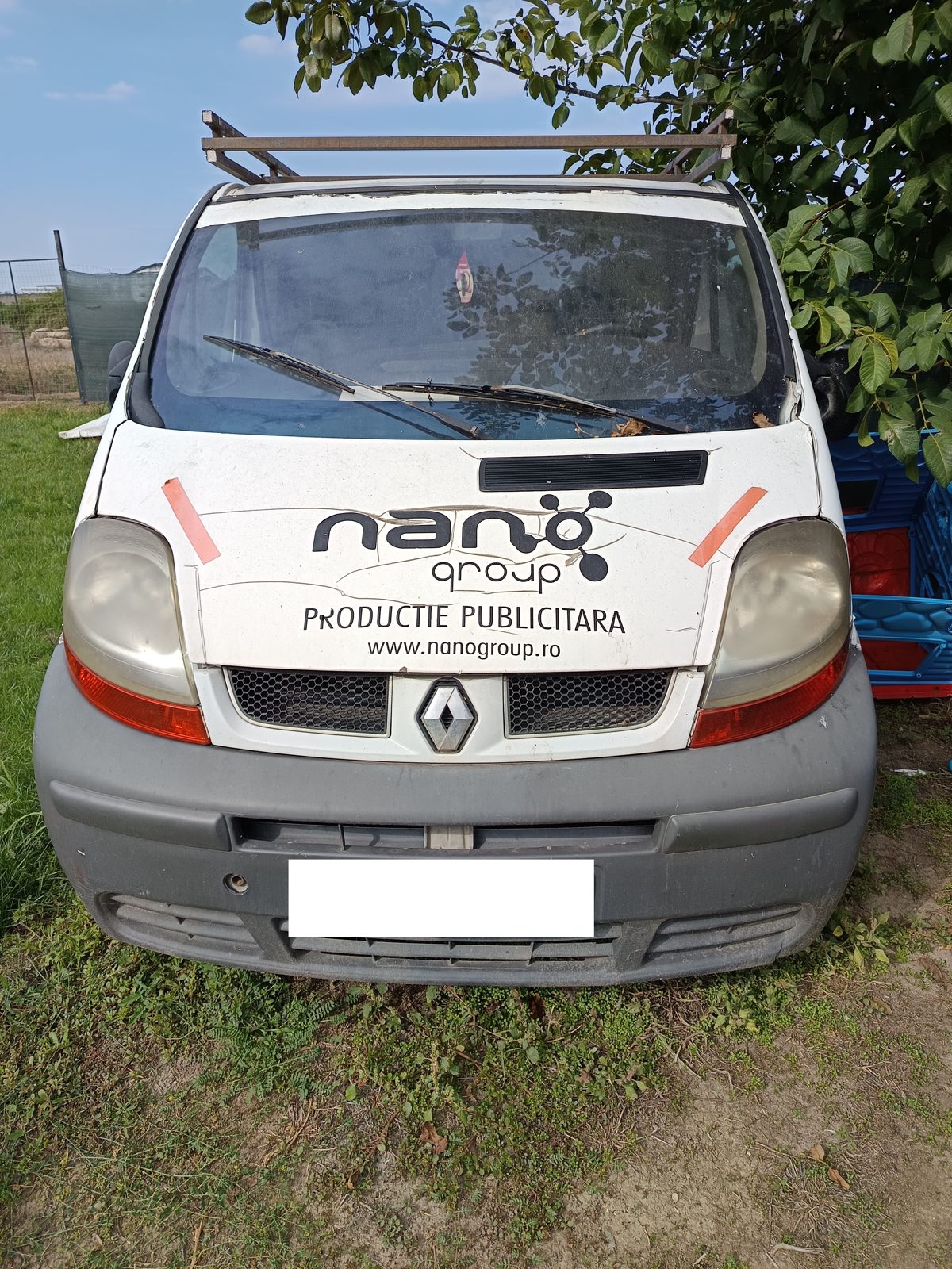 Autoutilitara marca RENAULT model TRAFIC 1.9 DCI 1