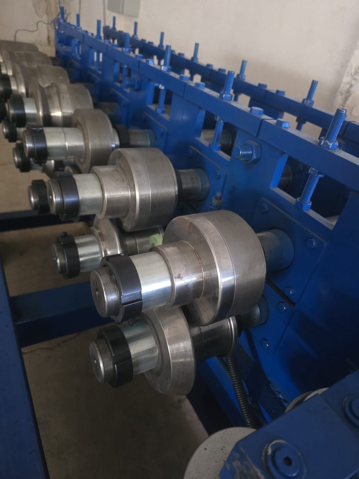UNITATE DE PROFILAT ROLLER VERK R002-1 1
