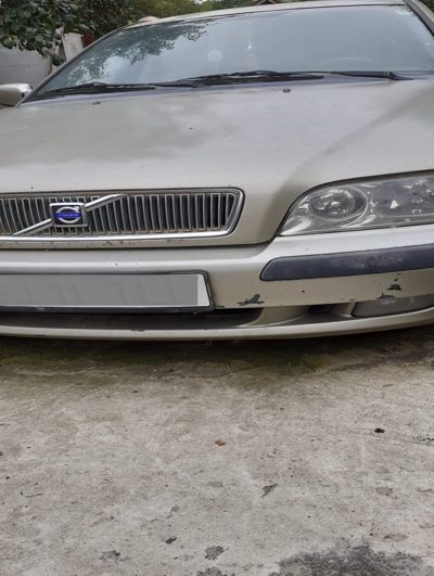 Autoturism marca Volvo model V40 (2012-2016) culoare Verde metalizat