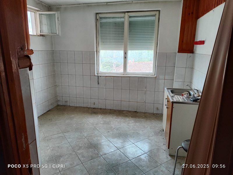 APARTAMENT 2 CAMERE SUPRAFATA  49,5 M.P VASCAU,BIHOR 1
