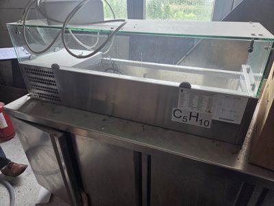 MPRO – Vitrinetă pizza