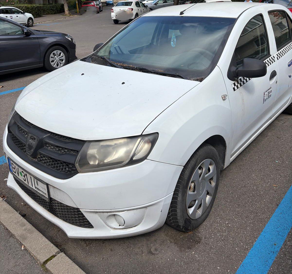 Autoturism Dacia Logan - nefunctional - Brasov 1