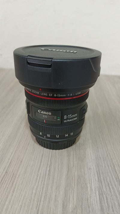Lentila 8-15 mm Canon EF