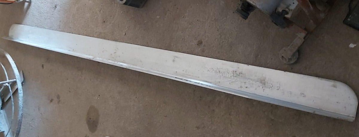 RIGLA VIBRANTA 2.4 M 1