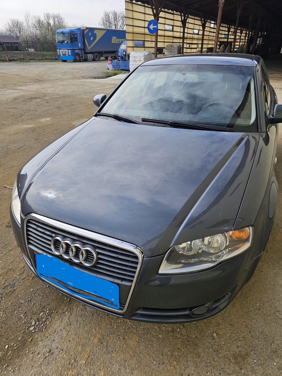 Autoturism marca Audi model 8E/LBPWF1/A4 culoare Gri 1