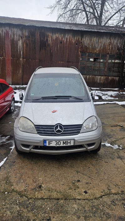 Autoturism marca Mercedes-Benz model VANEO culoare Gri