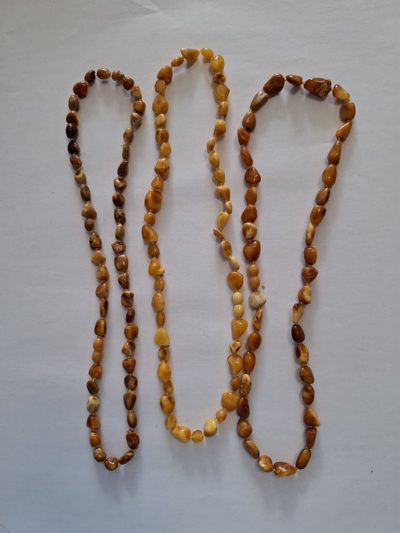 Sirag chihlimbar slefuit Lot 174