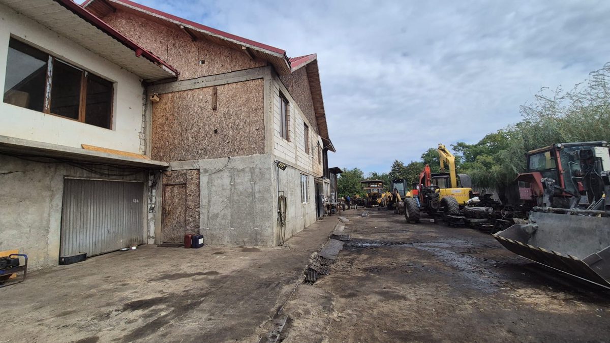 Teren construibil - INTRAVILAN in suprafata de 1977 MP 1
