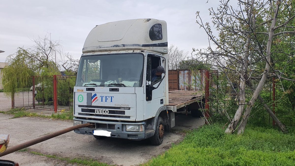 Autoutilitara marca IVECO model EUROCARGO 1