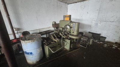 FIERASTRAU CU BANDA SI AVANSARE AUTOMATA, MARCA COMIRSA, NR DOC FNX 4016