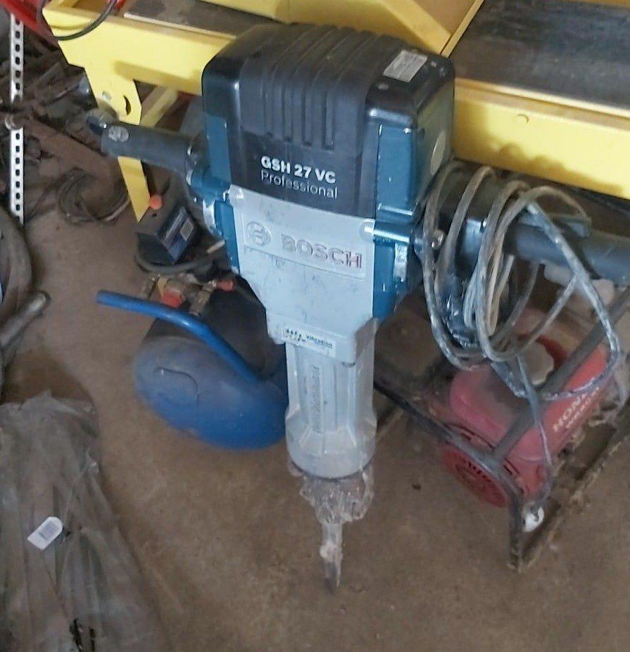 CIOCAN DEMOLATOR PROFESIONAL Bosch GSH 27 VC 1