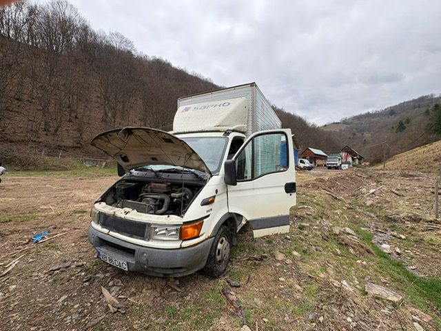 Duba marca IVECO DAILY 35 C13 culoare ALB 1