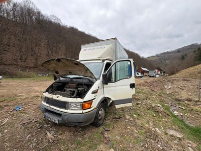 Duba marca IVECO DAILY 35 C13 culoare ALB