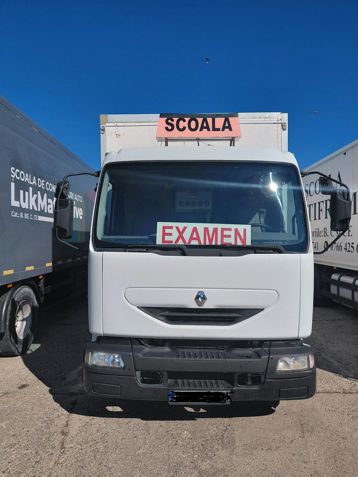 Izoterma marca RENAULT model 44AEA1//MIDLUM culoare ALB 1