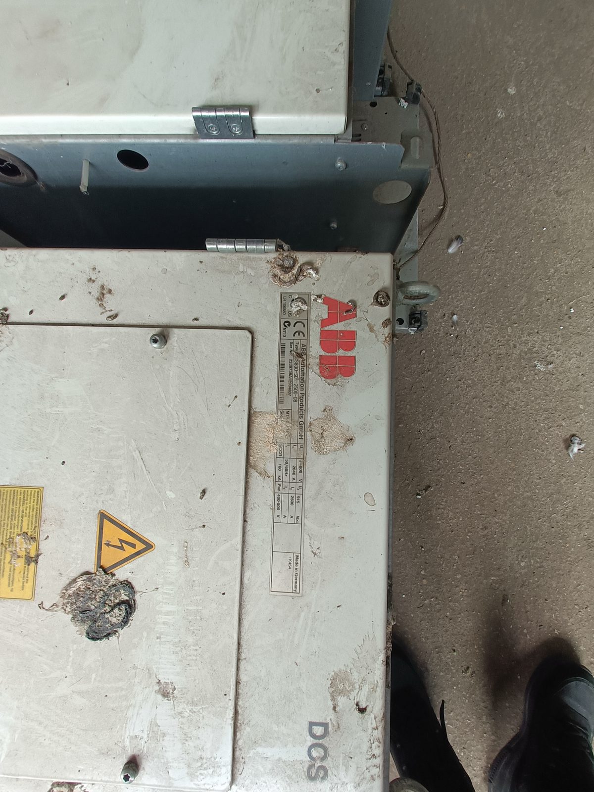 Convertor de putere v in=800 vacvout=800 1