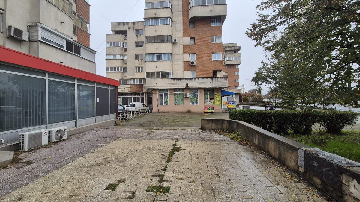 Teren construibil - in suprafata de 23 MP 1