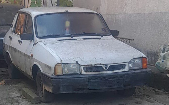Autoturism marca Dacia model 1310 1