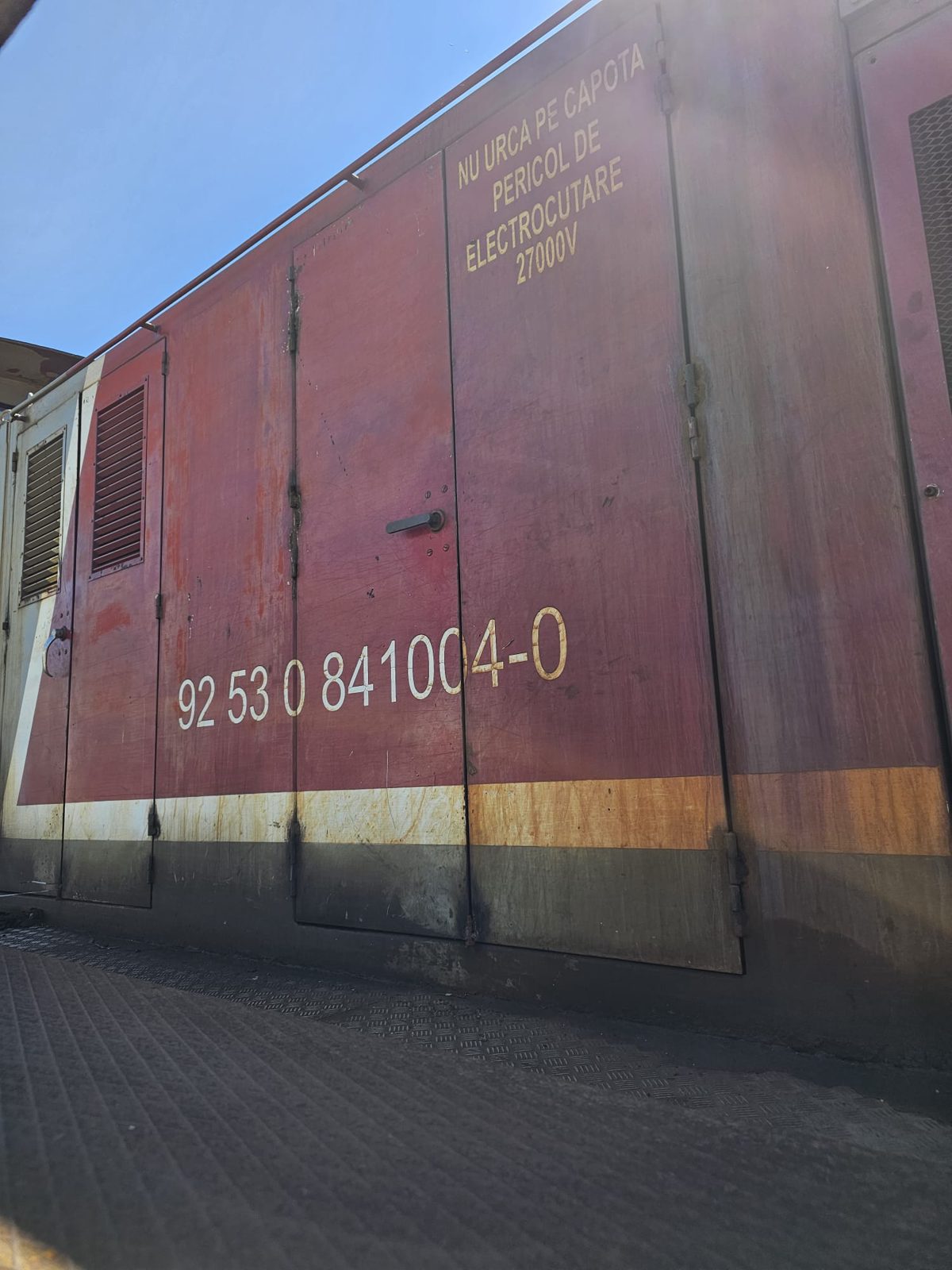 Locomotiva 2-02702.1 - DHE 9253-0-841004-0 (28.11.1978) 1