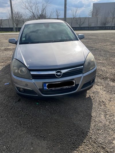 Autoturism M1 marca OPEL model ASTRA culoare gri