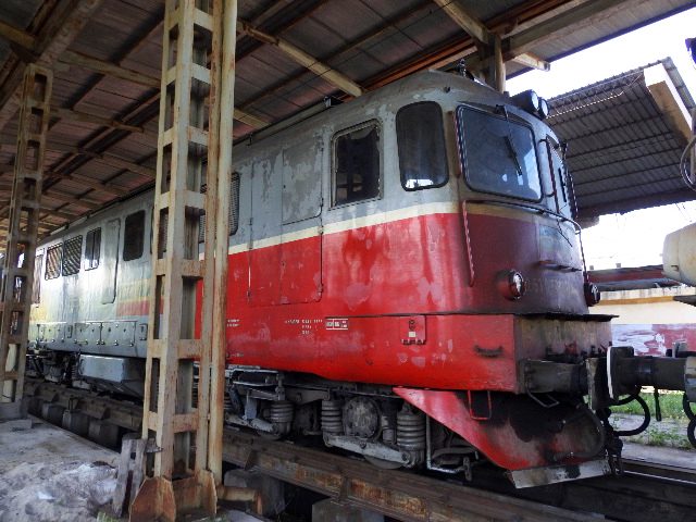 Locomotiva 410100 RG.1 - LOCOMOTIVA LDE 2100 CP 92 53 0 600939-8-REPARATIE (30.04.2019) 1