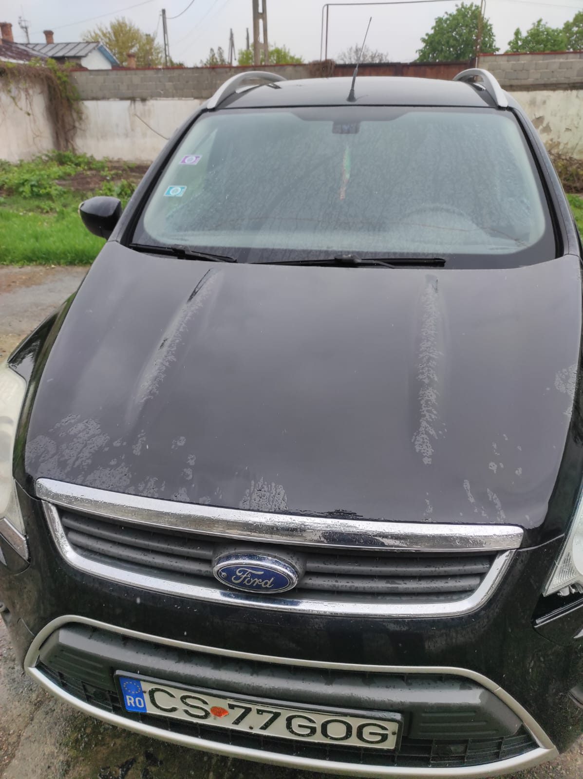 Autoturism Ford Kuga 1