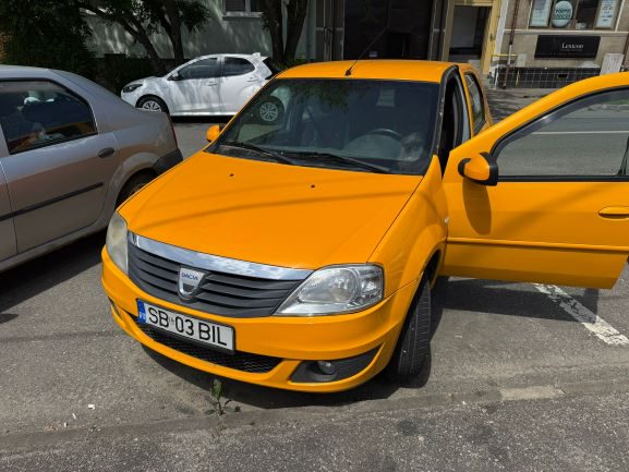 Autoturism  Dacia  Logan an 2009 1