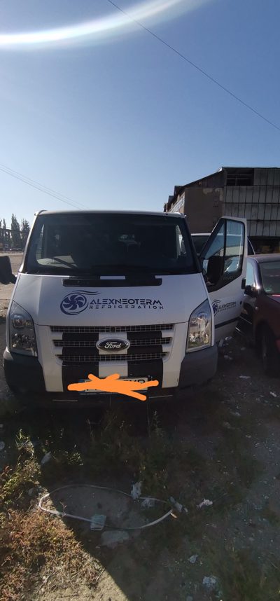Autoturism marca Ford model Transit culoare Alb