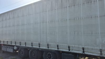 Semiremorci marca KRONE model SD