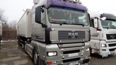Cap tractor marca MAN model TGA 18440 culoare Gri