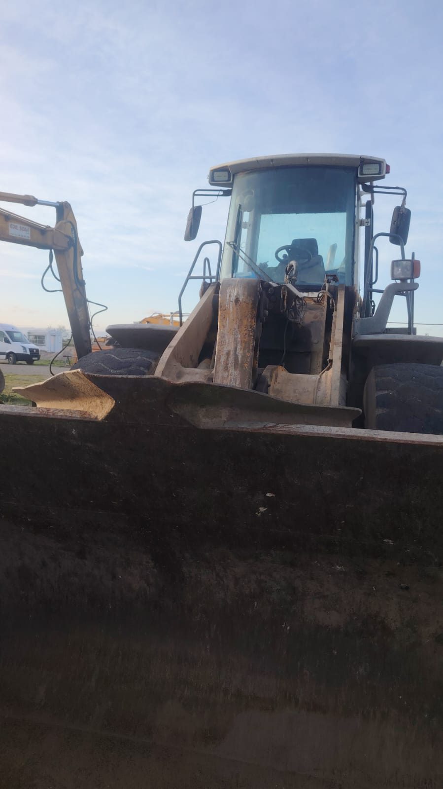 ÎNCĂRCĂTOR FRONTAL LIEBHERR L554 1