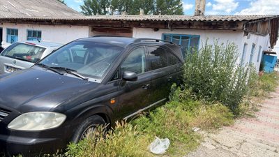 Autoturism marca SsangYong model Rodius culoare Negru