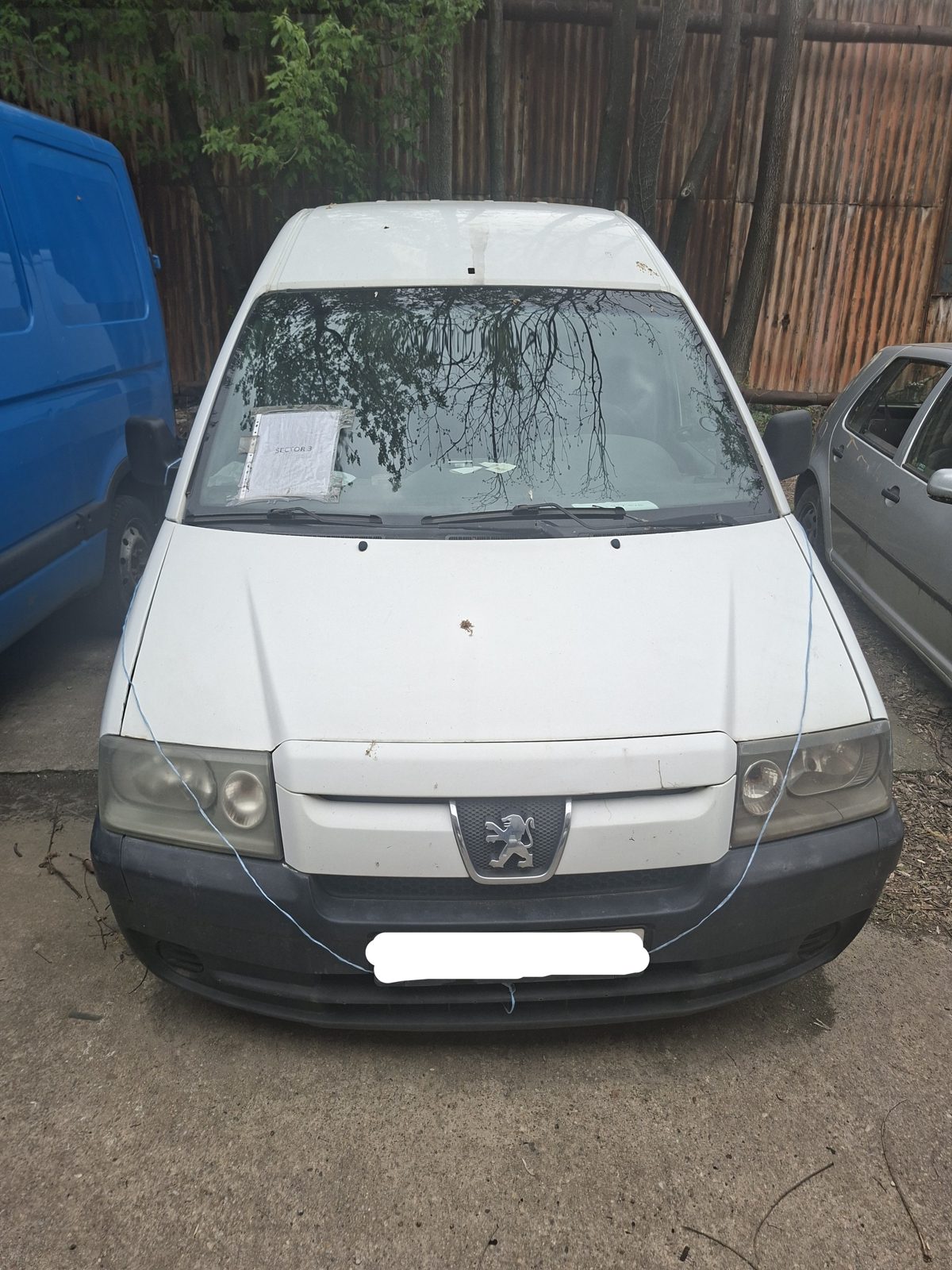 Autoturism marca Peugeot 1