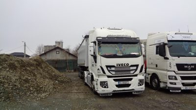 Cap tractor marca IVECO model AS440 T/P culoare Alb