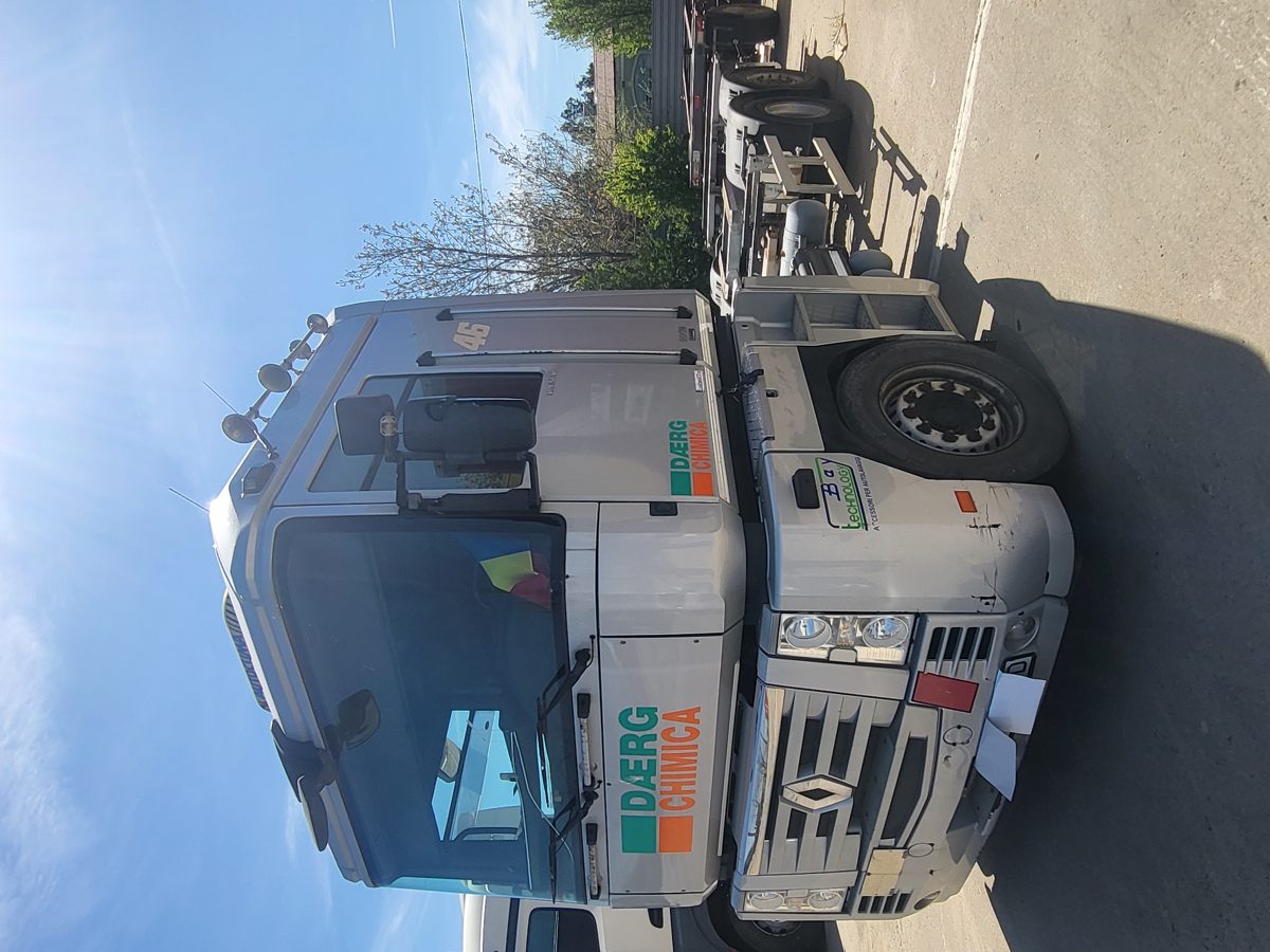Autoutilitara N3 marca RENAULT model MAGNUM 17CKA1 1