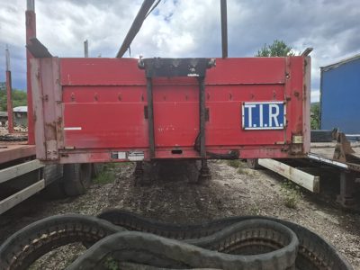 Semiremorca Kogel GN 24 culoare Rosu