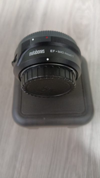 Adaptor lentila Metabones Canon EF