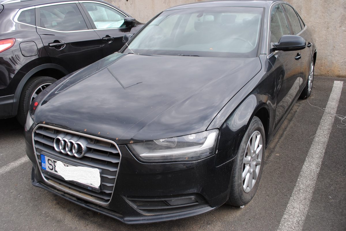 Autoturism marca Audi A4 model Limousine B8 1